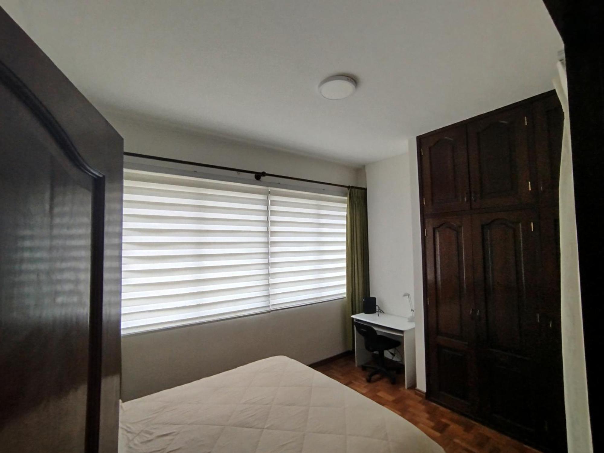 Pareja O Familia De 3 Integrantes Apartamento